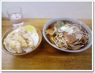 こもろきつねそば＆小げそ丼.JPG