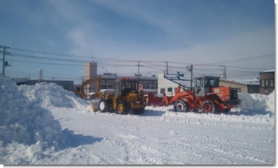 駅北雪まつり準備中230211