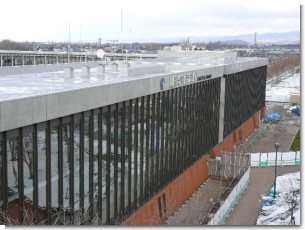 岩見沢複合新駅舎上から.jpg