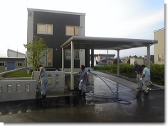 現場清掃中。。0812.JPG