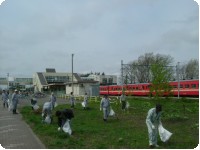 09.5.12  町内ゴミ拾い、幌向駅付近.jpg