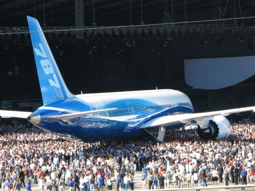 ボーイング B-787 ドリームライナー 初飛行 招待状 ボーイング、787 飛行試験初号機を中部国際空港に寄贈