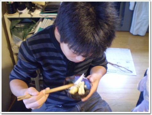 自然薯味見３.JPG