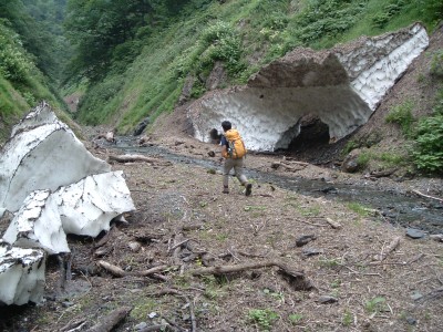 札幌山岳会 氷のトンネル063.jpg