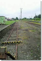 三川駅ほーむ３