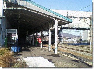 砂川駅ホーム２